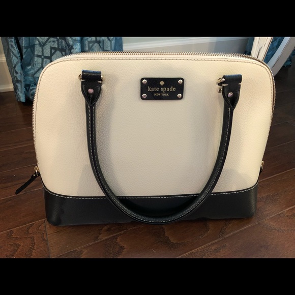 kate spade Handbags - Kate Spade purse